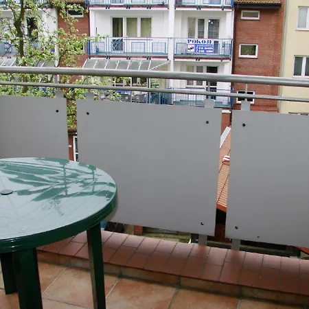 W Kolobrzeskim Porcie 科沃布热格