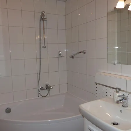 公寓 W Kolobrzeskim Porcie 科沃布热格