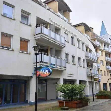 W Kolobrzeskim Porcie Dm * Kołobrzeg